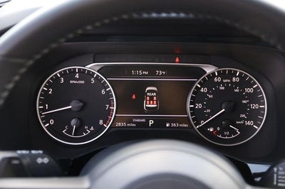 2025 Nissan Pathfinder SV