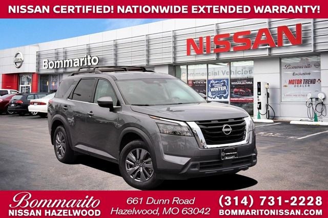 2025 Nissan Pathfinder SV