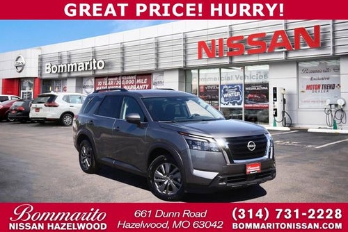 2025 Nissan Pathfinder SV