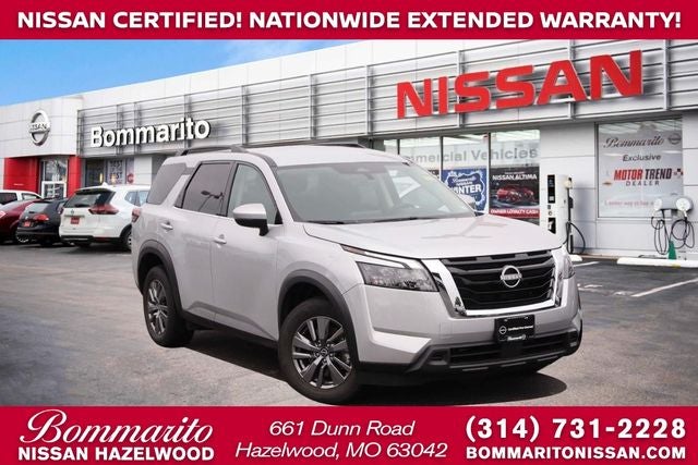 2025 Nissan Pathfinder SV 4WD's photo