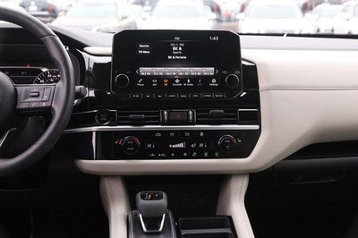 2025 Nissan Pathfinder SL