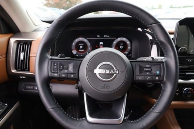 2025 Nissan Pathfinder Platinum