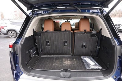 2024 Nissan Pathfinder Platinum