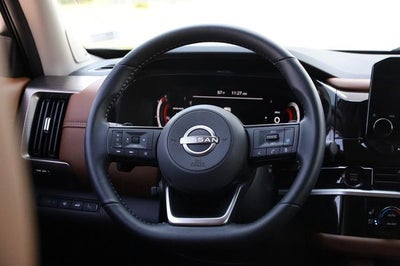 2025 Nissan Pathfinder Platinum