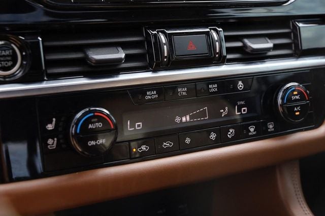 2023 Nissan Pathfinder Platinum