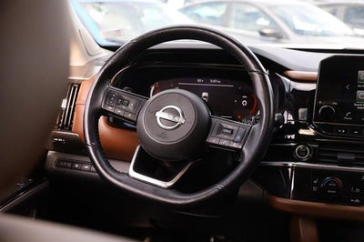 2023 Nissan Pathfinder Platinum