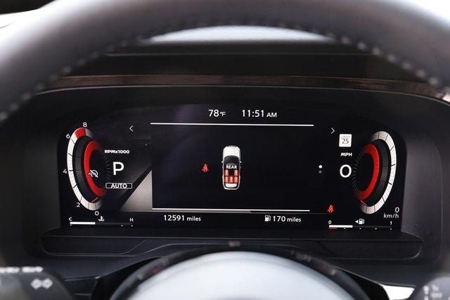 2025 Nissan Pathfinder Platinum