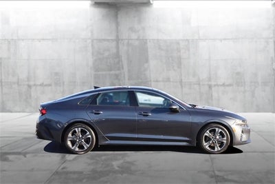 2022 Kia K5 EX