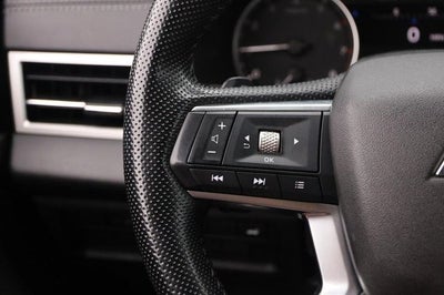 2024 Mitsubishi Outlander SE Black Edition