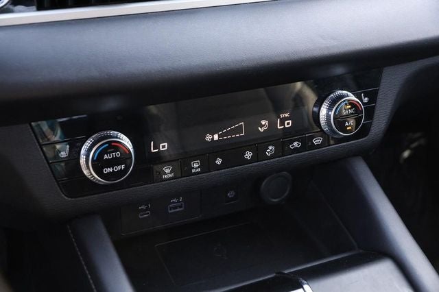 2024 Mitsubishi Outlander SE Black Edition