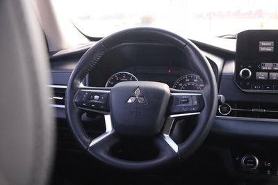 2024 Mitsubishi Outlander SE Black Edition