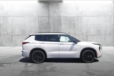 2026 Nissan Rogue Plug-In Hybrid Platinum