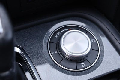 2024 Nissan Armada SV
