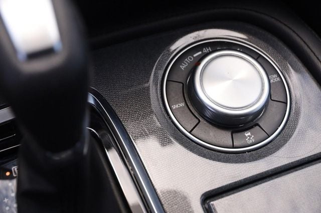 2024 Nissan Armada SV