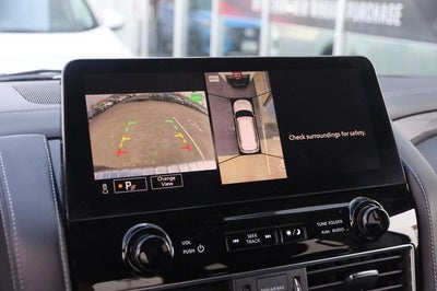 2024 INFINITI QX80 LUXE