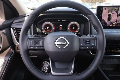 2025 Nissan Rogue SL