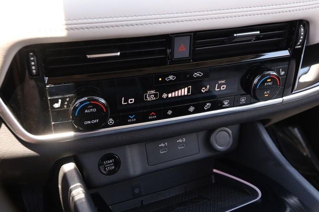 2025 Nissan Rogue SL