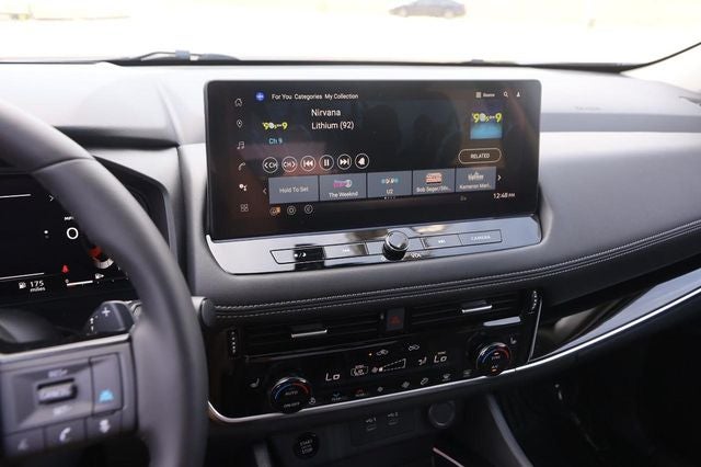 2025 Nissan Rogue SL