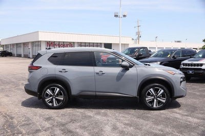 2025 Nissan Rogue SL
