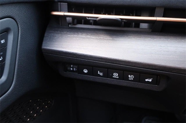 2025 Nissan Ariya PLATINUM+ e-4ORCE CPO