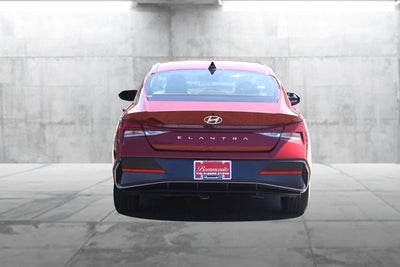 2025 Hyundai Elantra SEL Convenience