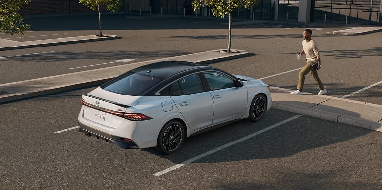 Bommarito Nissan Hazelwood in Hazelwood MO