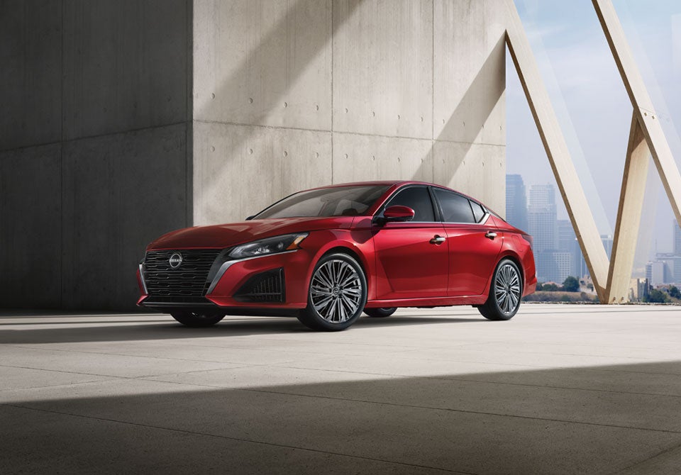 2025 Nissan Altima Bommarito Nissan Hazelwood in Hazelwood MO